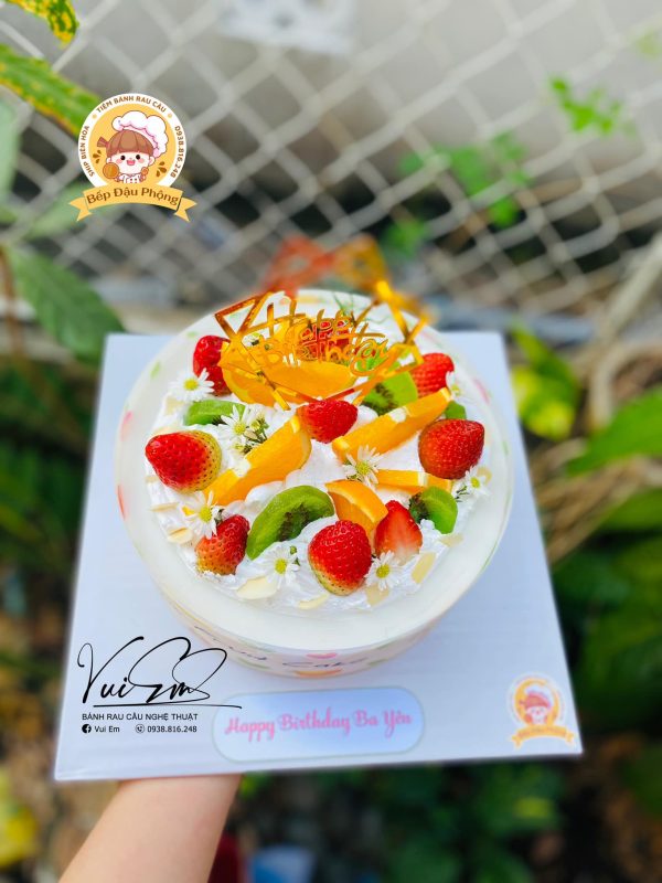 Bánh rau câu kem trái cây tươi
