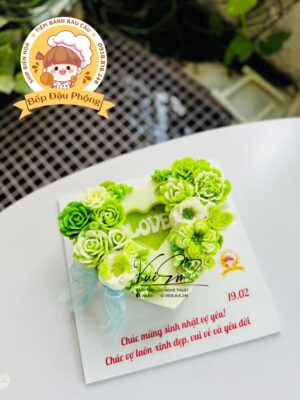 Bánh trái tim 20cm